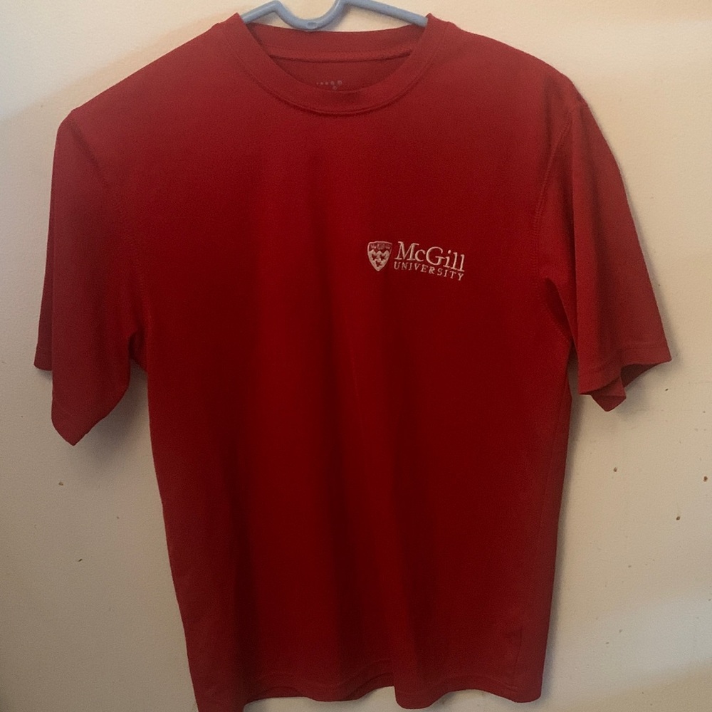 Gorgeous Cardinal Red McGill University Embroidered Athletic T-Shirt SZ Medium